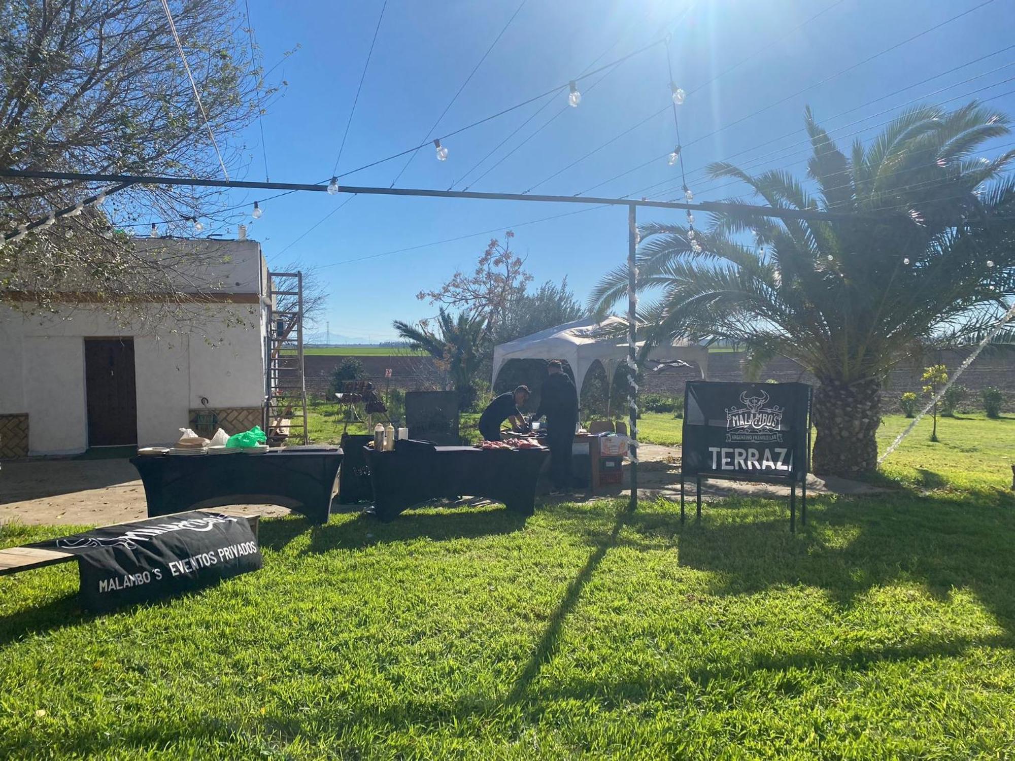 הוילה Alcalá de Guadaira Rancho Jardines De Marchenilla מראה חיצוני תמונה